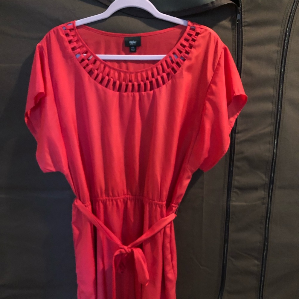 Mossino plus size springtime coral dress!